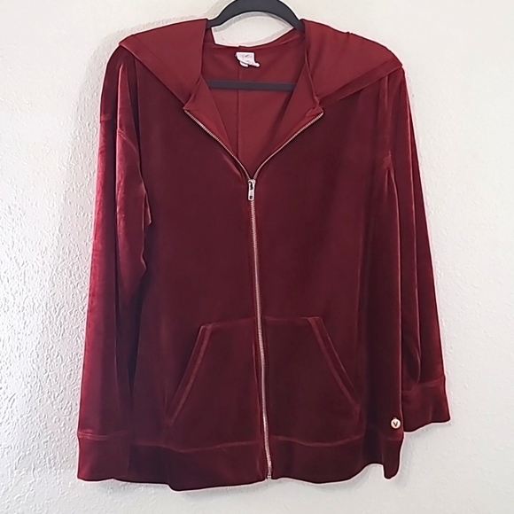 LIVI Lane Bryant Full Zip Red Velour Athletic Hooded Jacket, size 14/16 - Picture 1 of 6